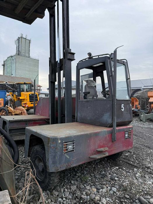 Stivuitor Jumbo lateral