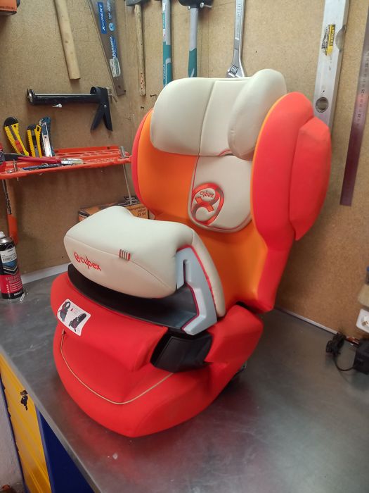 Автокресло Cybex!