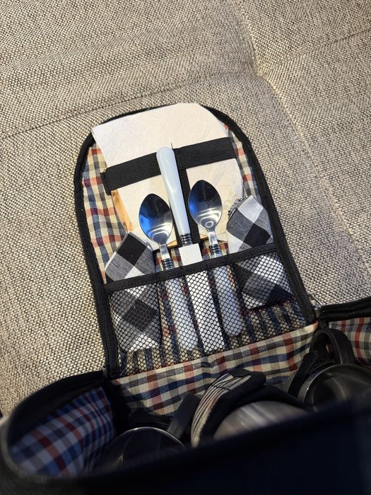 Ghiozdan pentru picnic nou