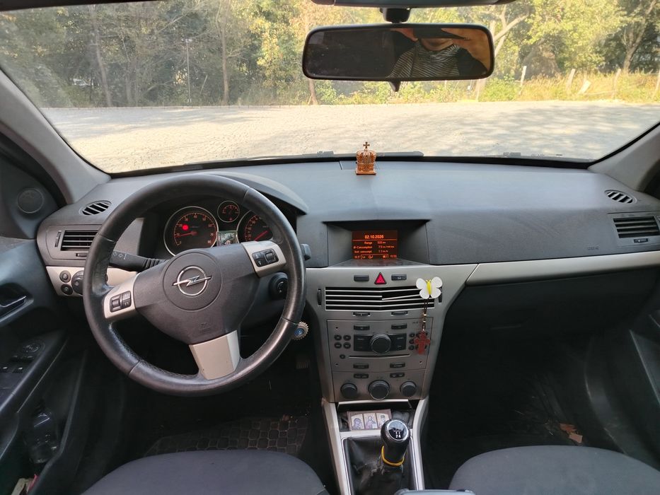 Vând Opel Astra H