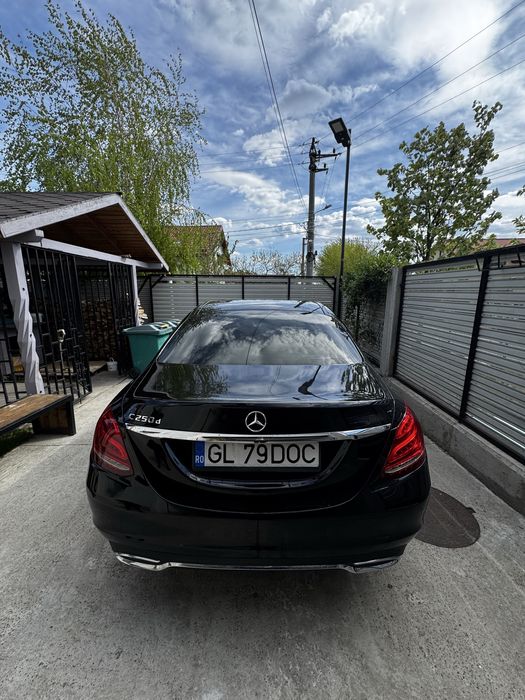 Vand Mercedes C-Class C 250d(9g tronic) 4matic Luxury Package 204cp