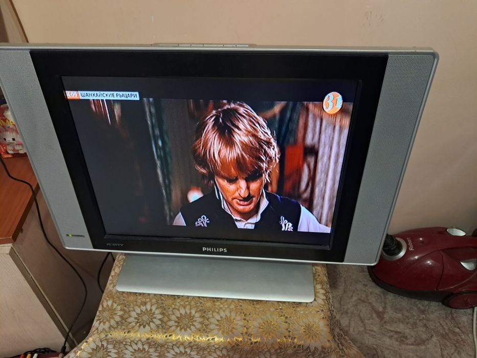 Телевизор Филипс продам.