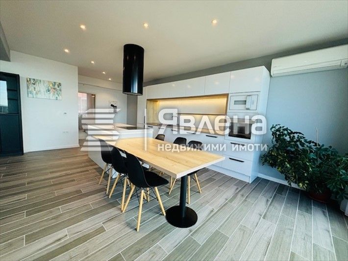 Продава се Многостаен апартамент в Варна, м-т Траката - 195 кв.м за 2559 €/кв.м - Снимка #6