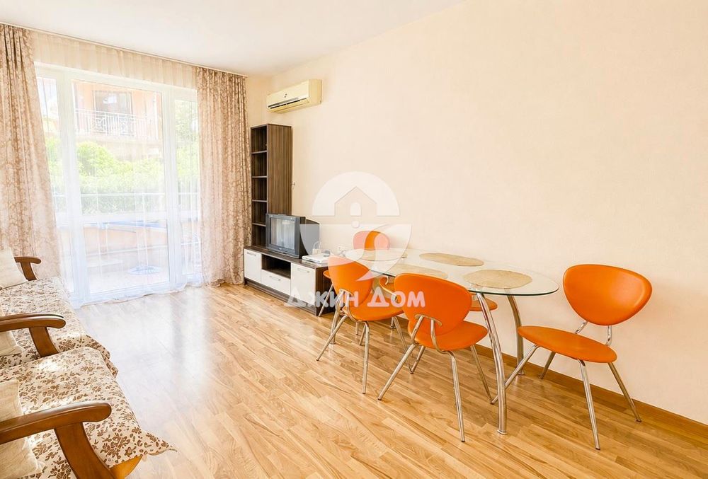 Продава се Едностаен апартамент в Свети Влас - 40 кв.м за 1375 €/кв.м - Снимка #2