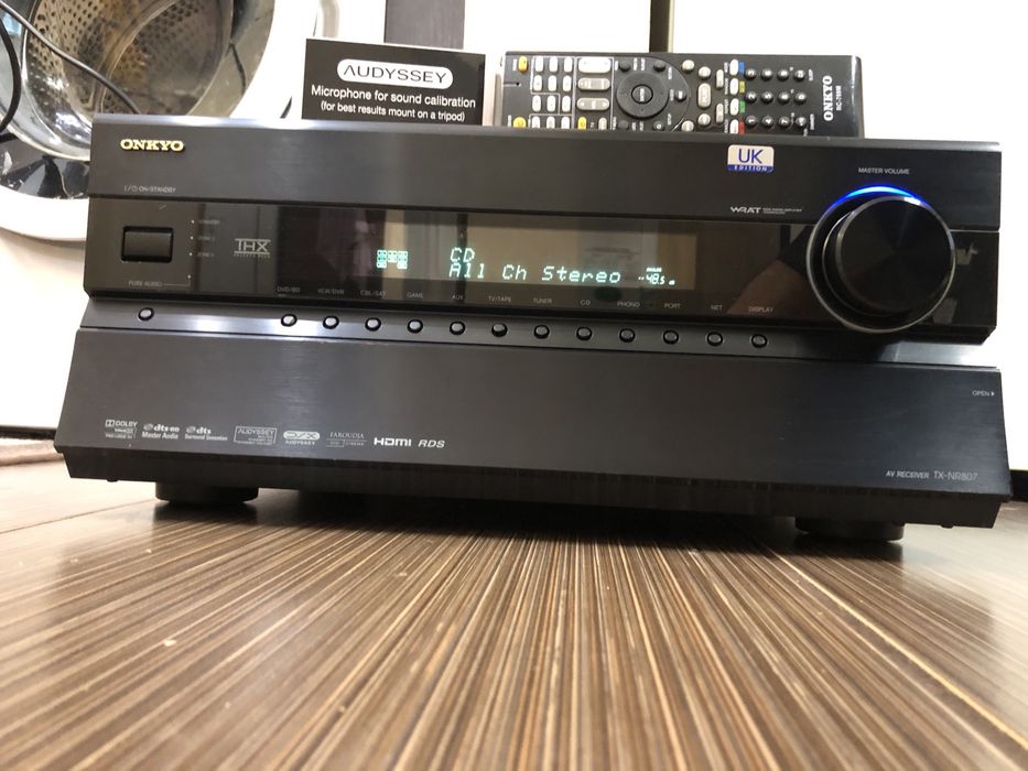 Onkyo TX-NR807 resiver