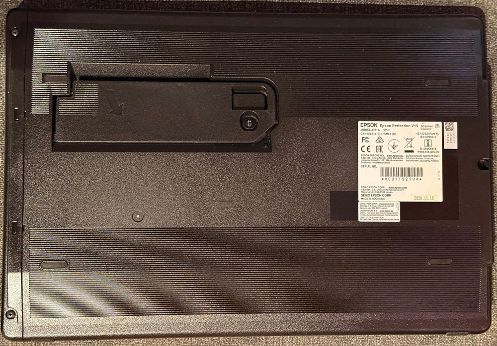 Scanner Epson Perfection V19, A4, 4800dpi, micro USB