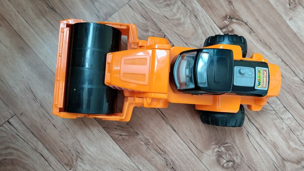 Кран и каток игрушки б/у