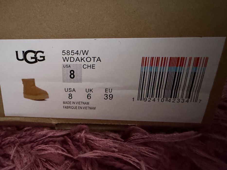ugg mini 39 noi