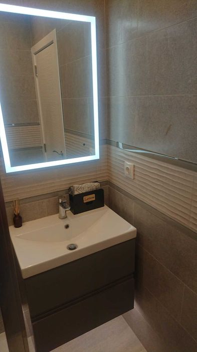 Тристаен апартамент в Остромила