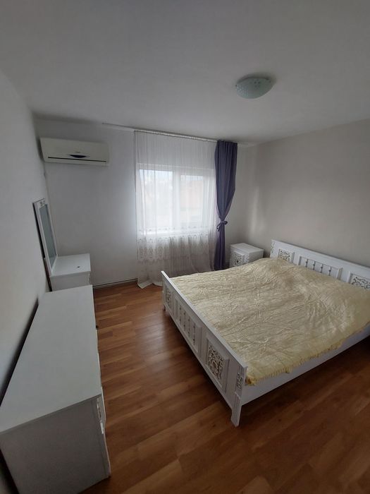 Apartament cu 3 camere de vânzare în zona Tolstoi Alba Iulia