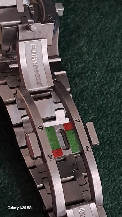 Vand ceas Audemars Piguet