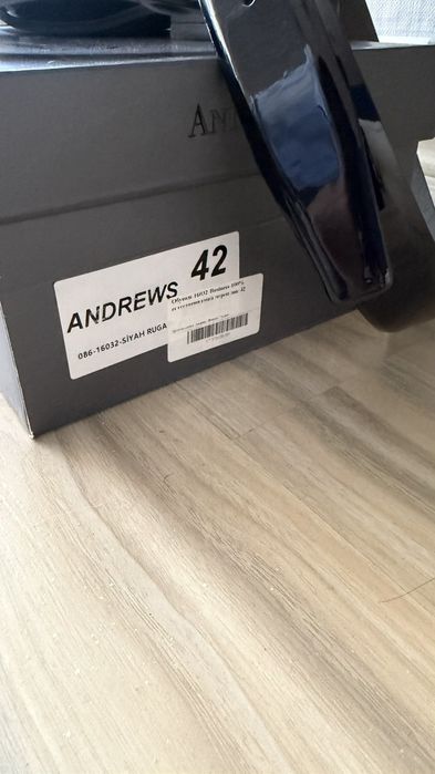 Костюм Andrews  сако,панталон, обувки, колан,папионка, обувалка