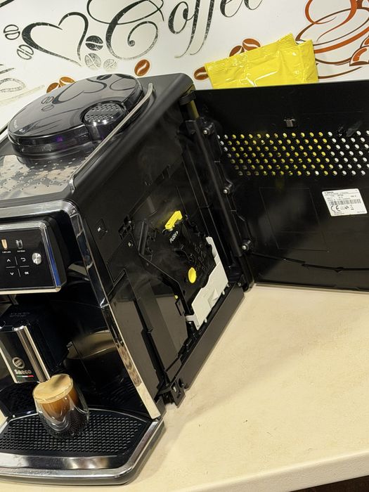 Кафемашина кафе автомат Saeco Xelsis SM7580 с гаранция