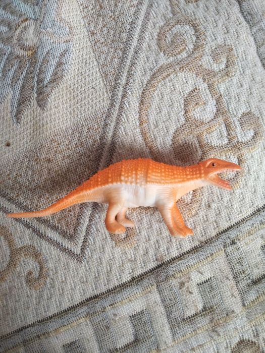 Игрушки фигурки животных обмен