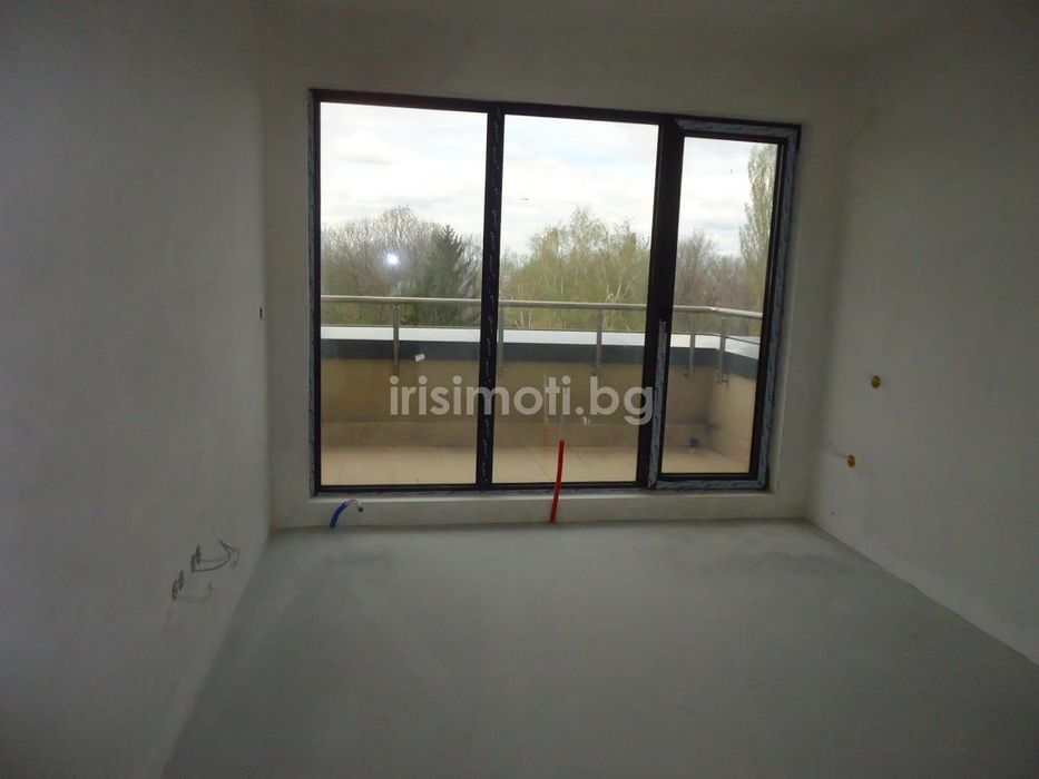 Продава се Тристаен апартамент в София, Бояна - 152 кв.м за 2493 €/кв.м - Снимка #4