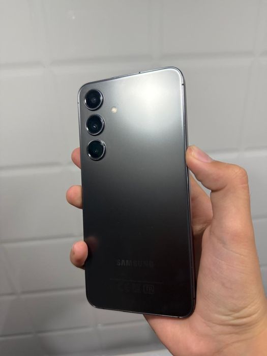 Samsung s24 8/256