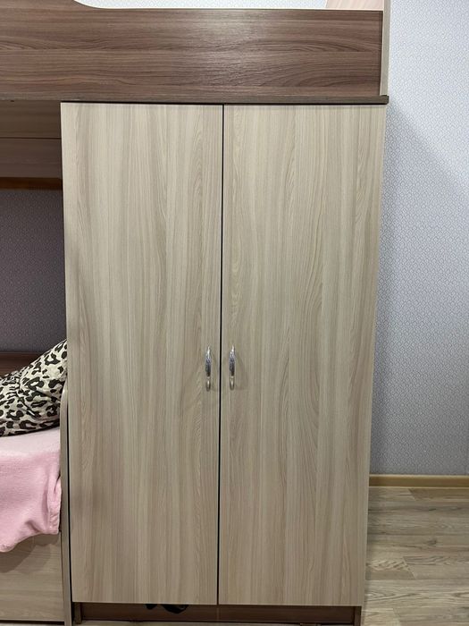 Детский мебельный гарнитур