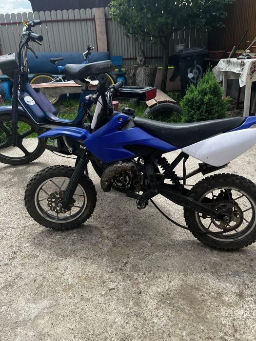 Piaggio bravo 49 cc +cros poket bike 65cc