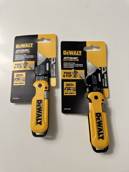 Нож Dewalt atomic