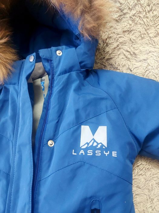 Продам зимний комбинезон LASSYE