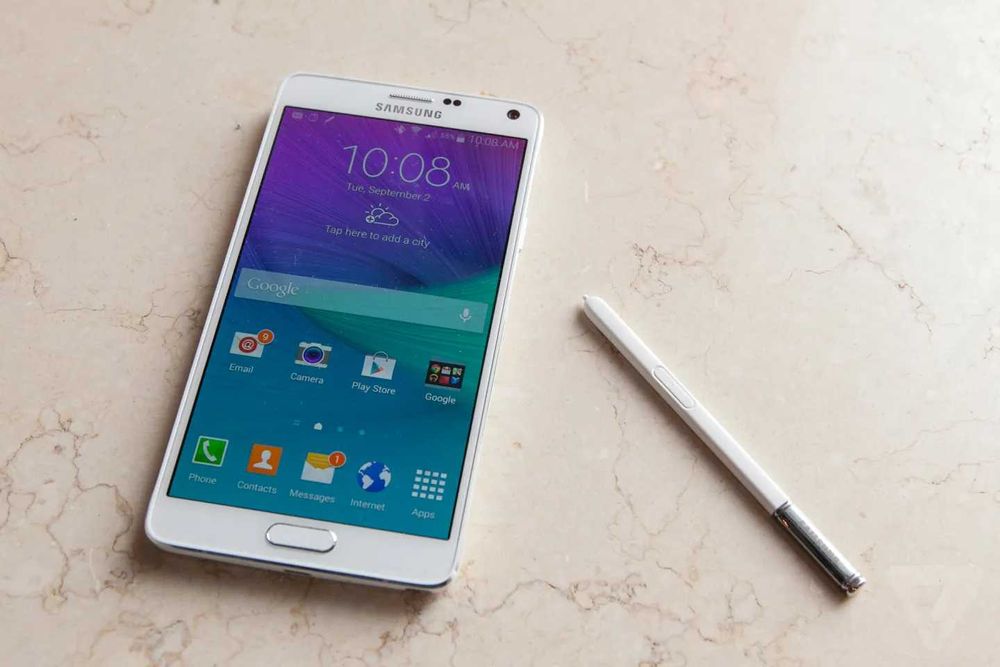 Samsung Galaxy Note 4 в хорошем состоянии