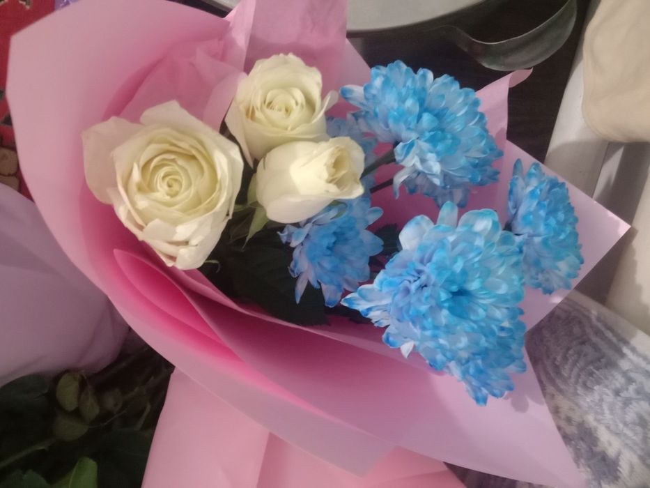 Роза гүл сатылымда