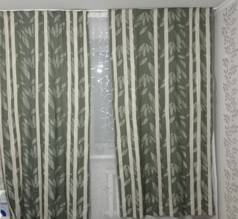 Продам шторы недорого