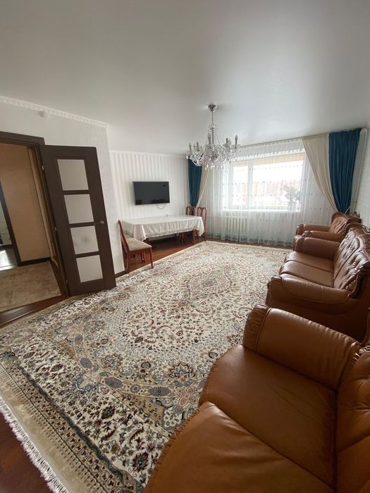 Продам 3 х квартиру большой площадью
