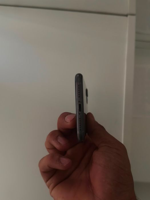 iPhone 11 с коробкой