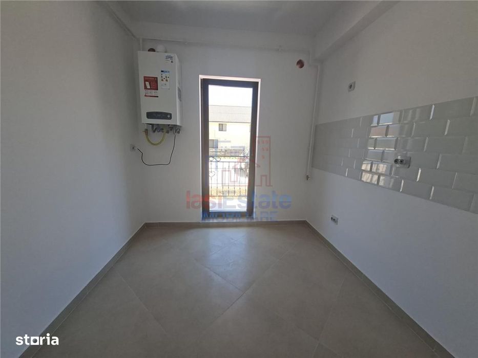 BLOC NOU  + loc de parcare, Capat CUG
