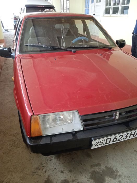 Vaz 21099 moshina hamma ishi qilingan. Harajati yo'q