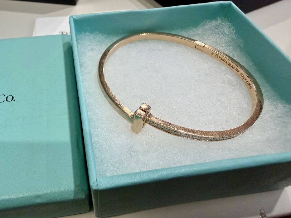 Tiffany & Co  гривна 18 карата
