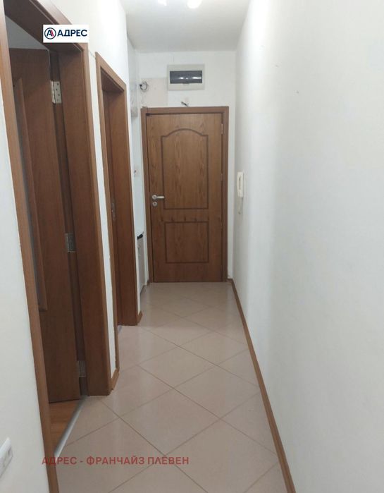 Продава се Тристаен апартамент в Плевен, Широк център - 67 кв.м за 1211 €/кв.м - Снимка #8