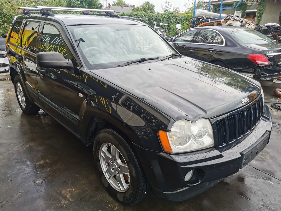 dezmembrez jeep grand cherokee 3.0cdi