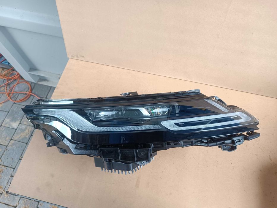 Оригинални фарове Range Rover EVOQUE II  L551 2018 + година