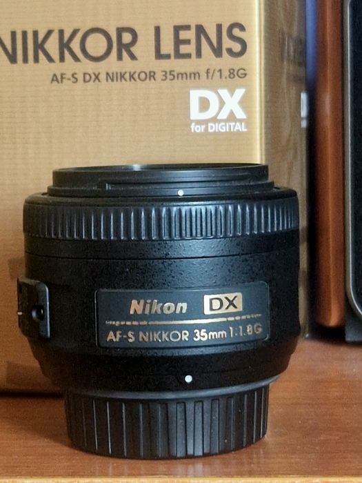 Nikon D5200 cu 2 obiective