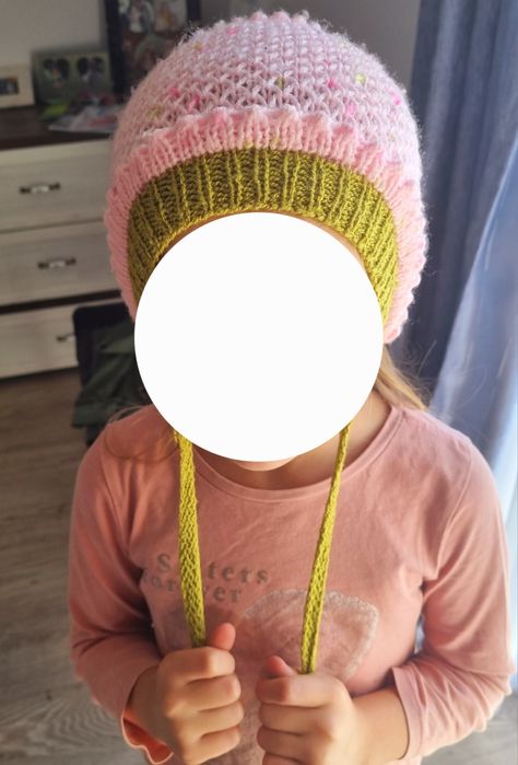 Căciulițe impletite  fetițe 3-6 ani