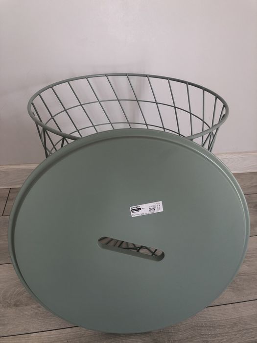 Столик с отделениями для  хранения