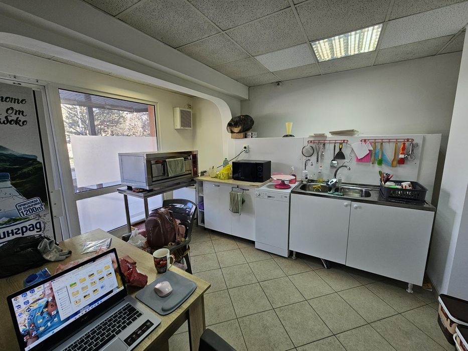 Дава се под наем Магазин в Перник, Ладовица - 66 кв.м за 250 € - Снимка #5