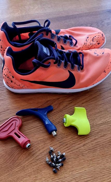 Шпайкове за лека атлетика