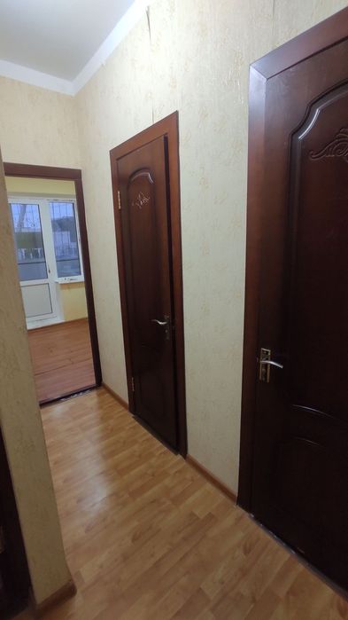 Uy yaxshi xolatda. Narxi yana kelishiladi