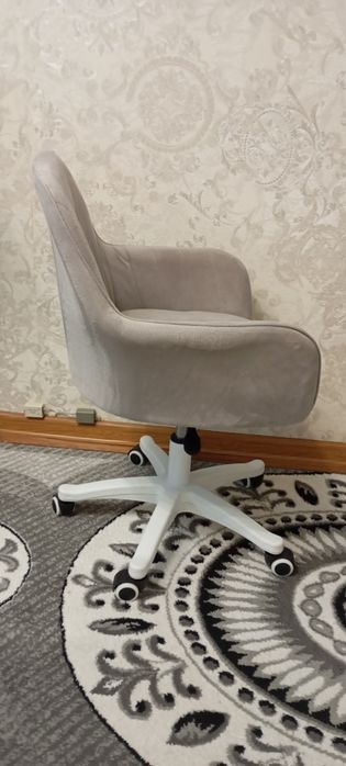 Кресло велюр мягкое.