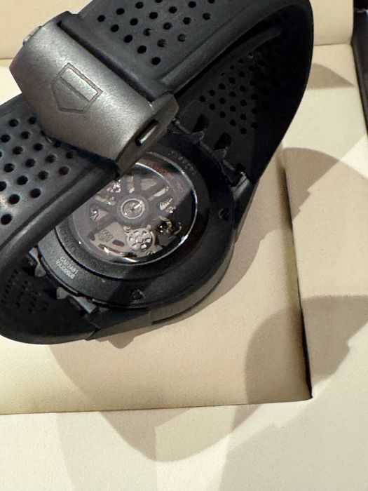 Часовник TAG HEUER 01 Skeleton