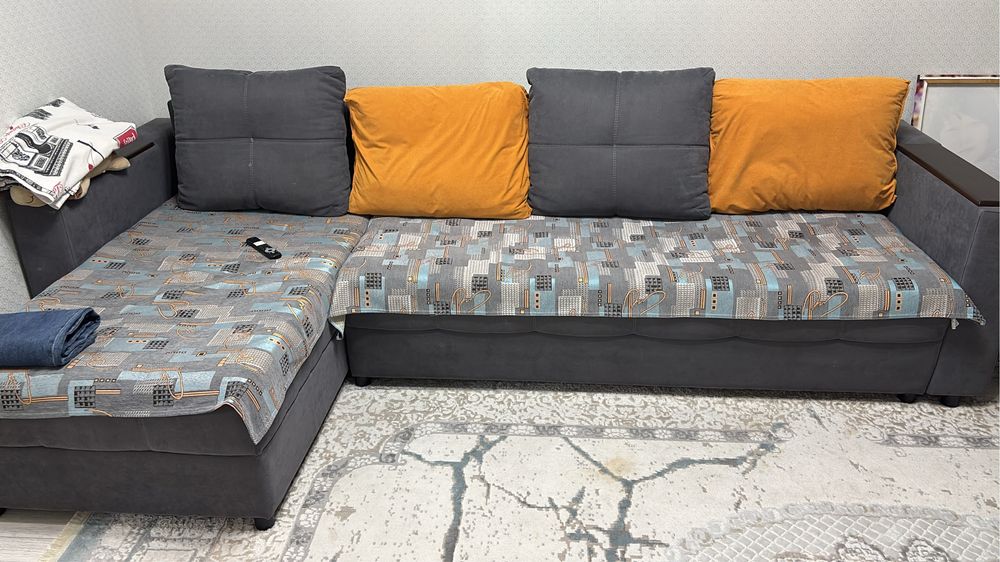 Продаю раскладной диван