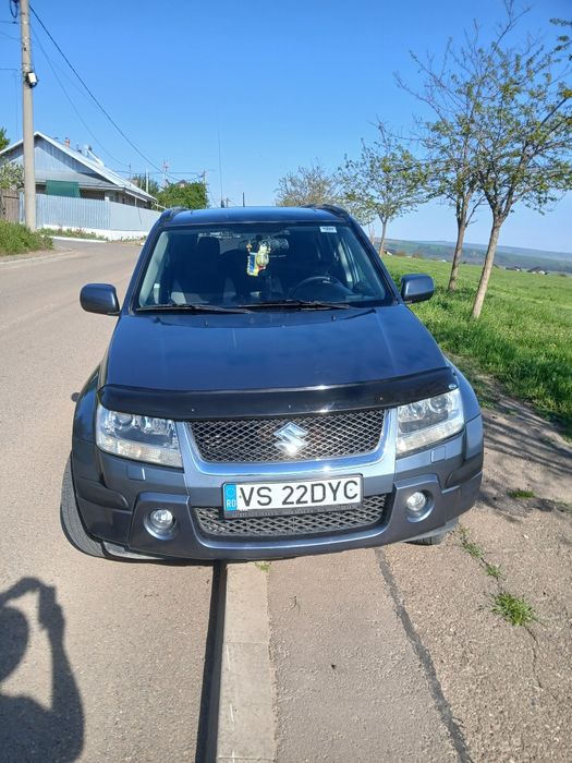 Se vinde Suzuki grand vitara 2006,213000
