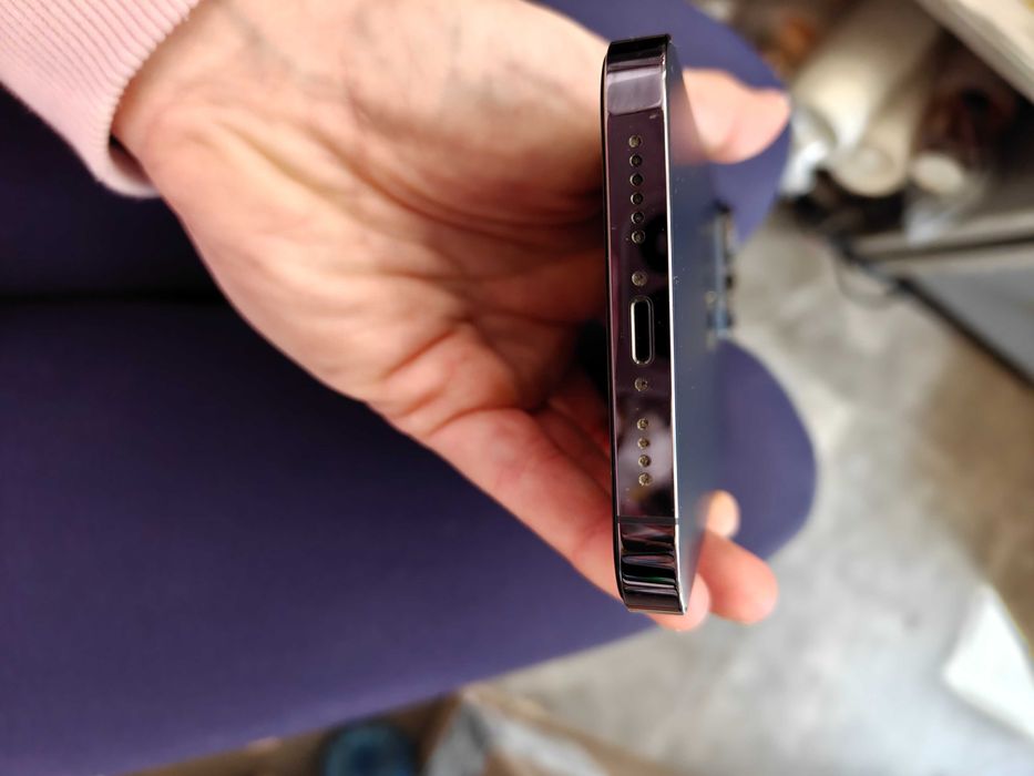 iPhone 14 pro max purple