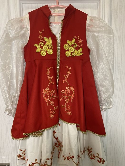 Русский народный костюм (8-9 лет)