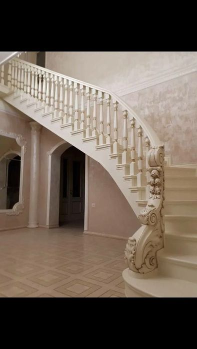 Buyurtma asosida MDF va shponli zinalar