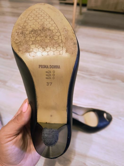Pantofi piele mărimea 36
