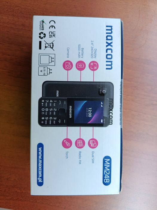 Vand telefon Maxom nou sigilat